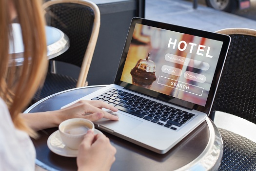 located hotels near Laguna Beach